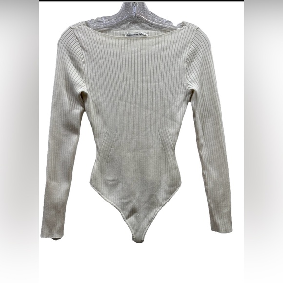 Abercrombie & Fitch Tops - Abercrombie & Fitch Cream Ribbed Bodysuit